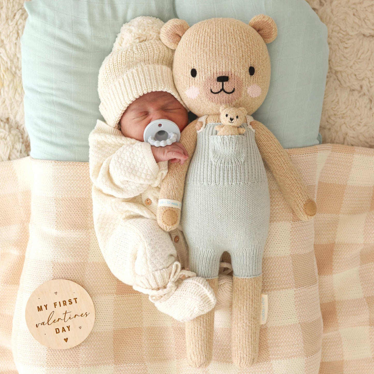 Alexander the honey bear 30 cm