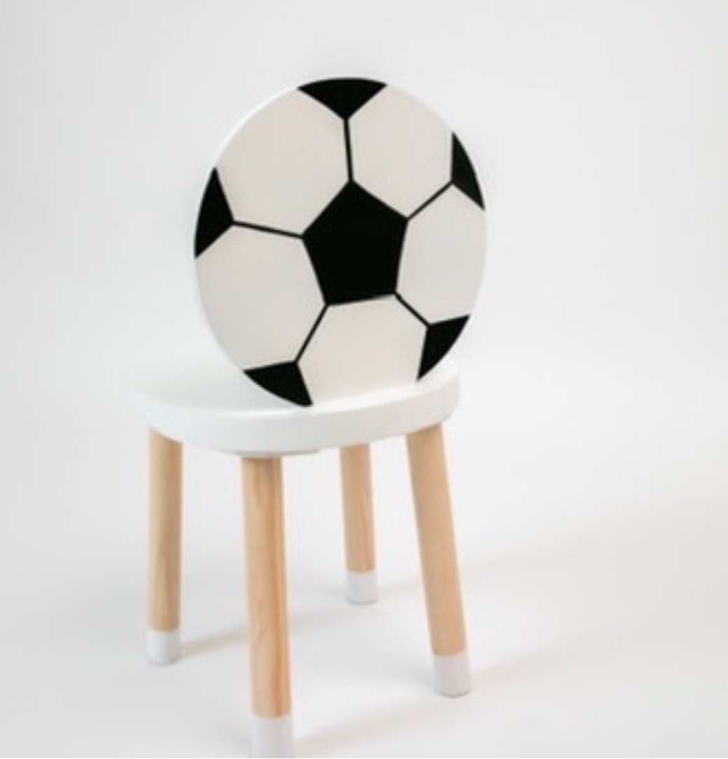 Mesa con dos sillas fut