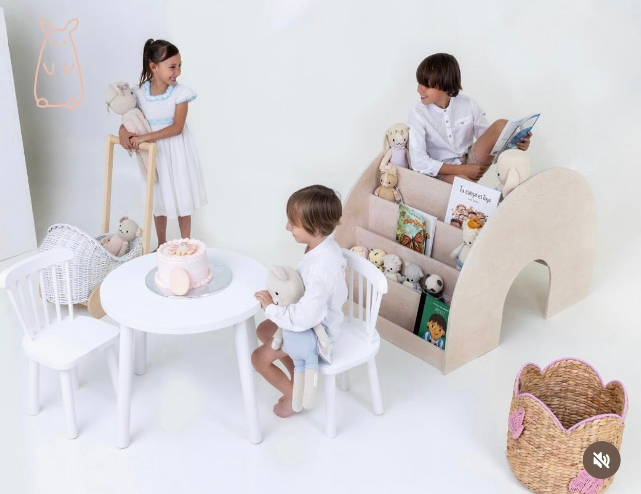 Mesa con dos sillas modelo Imperial